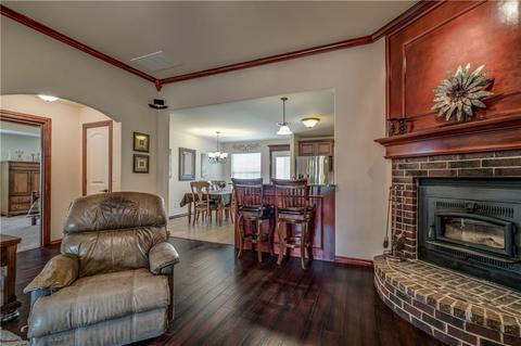 800 Arrowhead Dr, Tuttle, OK 73089 photo 6