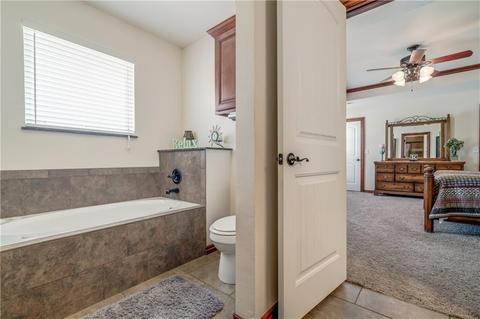 800 Arrowhead Dr, Tuttle, OK 73089 photo 20