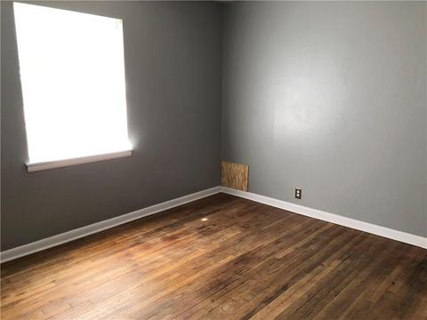 1066 Coe, Altus, OK 73521 photo 13