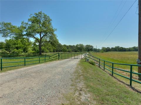 22015 Okay Rd, Tecumseh, OK 74873 photo 1