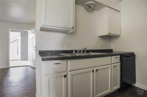 900 E Wayne, Edmond, OK 73034 photo 16
