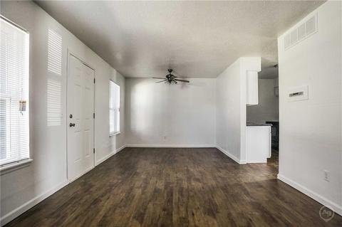 900 E Wayne, Edmond, OK 73034 photo 17
