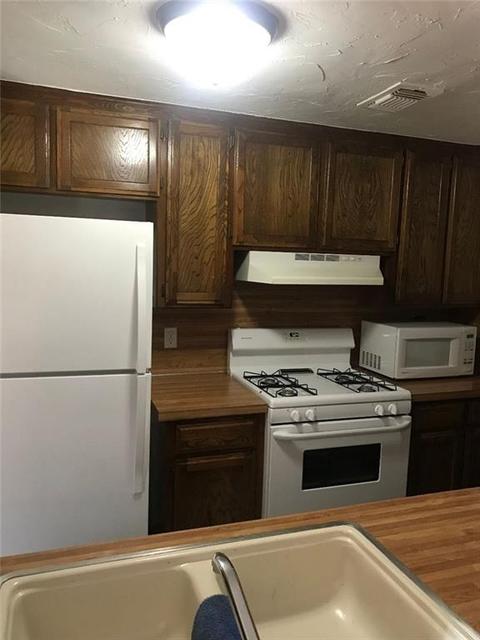 2115 Meench, Moore, OK 73170 photo 4