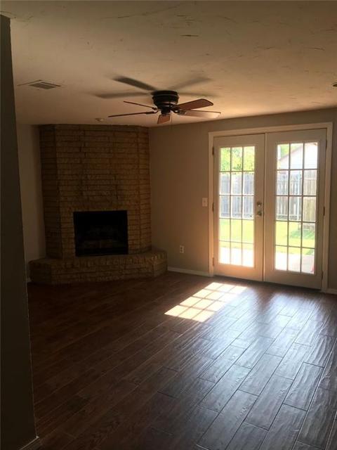 2115 Meench, Moore, OK 73170 photo 2