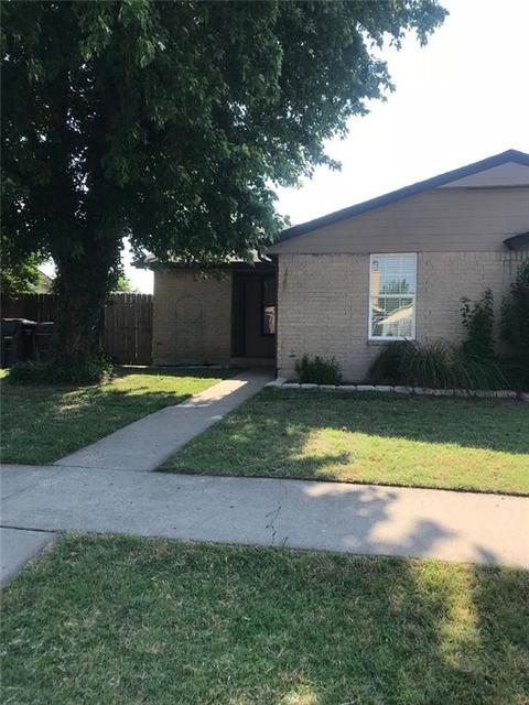 2115 Meench, Moore, OK 73170 photo 1