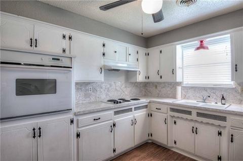 Undisclosed, Norman, OK 73069 photo 10