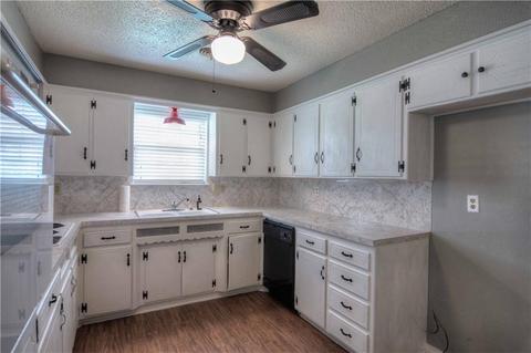 Undisclosed, Norman, OK 73069 photo 9