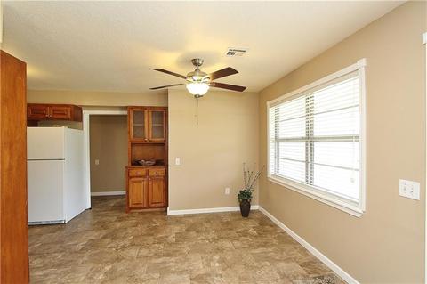 320 E Broadway, Blanchard, OK 73010 photo 8