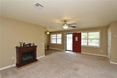 320 E Broadway, Blanchard, OK 73010 photo 6