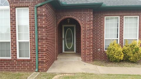 207 N Pecan St, Crescent, OK 73028 photo 2