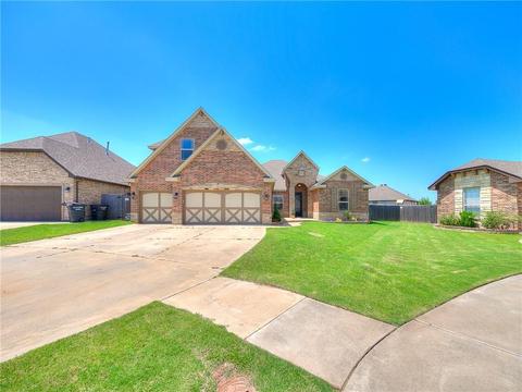 3021 Brookstone Ct, Moore, OK 73160 photo 1