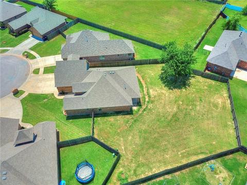 3021 Brookstone Ct, Moore, OK 73160 photo 23
