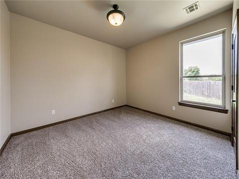 3021 Brookstone Ct, Moore, OK 73160 photo 12