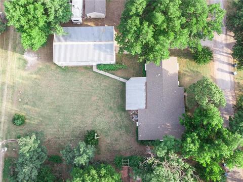 204 SE 1st St, Tuttle, OK 73089 photo 1