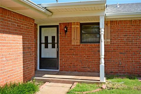 223 E 30th, Edmond, OK 73013 photo 2