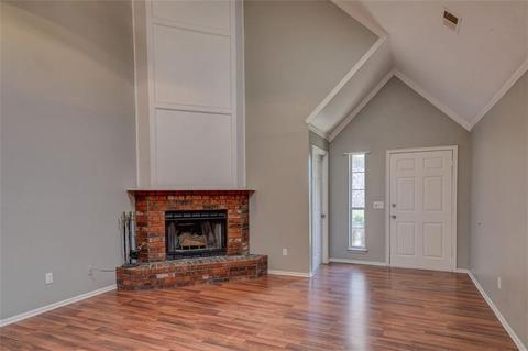 2117 Lakecrest, Moore, OK 73170 photo 4
