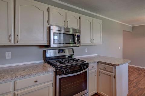 2117 Lakecrest, Moore, OK 73170 photo 12