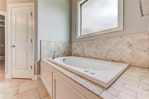 2801 Open Range Rd, Edmond, OK 73034 photo 18