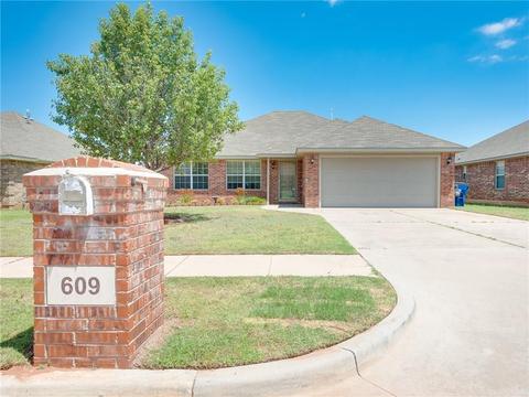 609 E Juniper Ln, Mustang, OK 73064 photo 1
