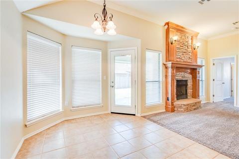 812 SW 38th St, Moore, OK 73160 photo 13