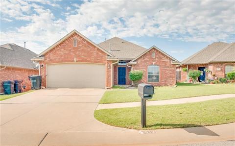 812 SW 38th St, Moore, OK 73160 photo 2