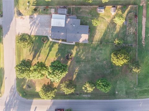 2100 Aaron Dr, Harrah, OK 73045 photo 32