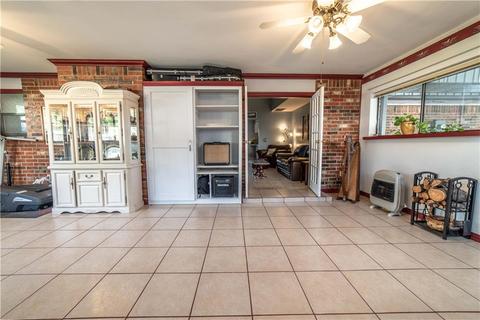 2100 Aaron Dr, Harrah, OK 73045 photo 16