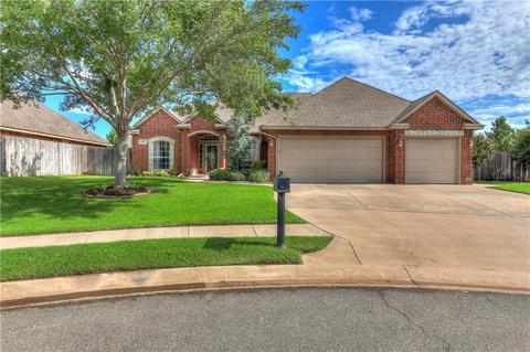 147 Wright Cir, Edmond, OK 73013 photo 1