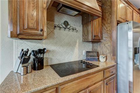 147 Wright Cir, Edmond, OK 73013 photo 19