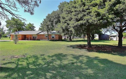302 E 6th, Amber, OK 73004 photo 2