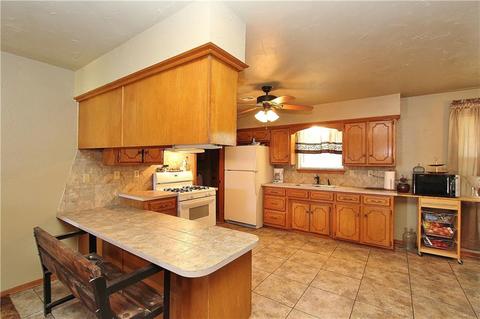 302 E 6th, Amber, OK 73004 photo 9