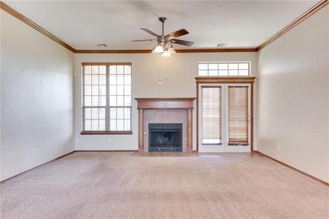 625 E Juniper Ln, Mustang, OK 73064 photo 2