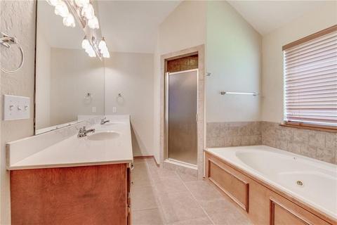 625 E Juniper Ln, Mustang, OK 73064 photo 17