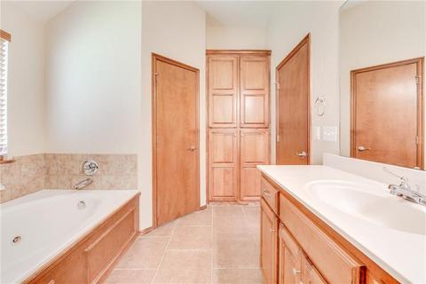 625 E Juniper Ln, Mustang, OK 73064 photo 20