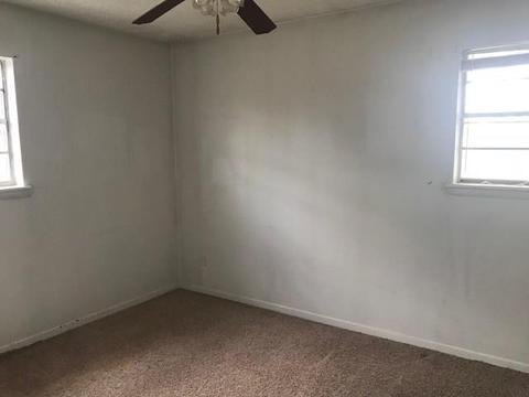 625 Windsor, Altus, OK 73521 photo 9