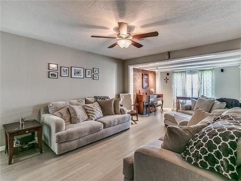 100 E Rdg, Norman, OK 73069 photo 2