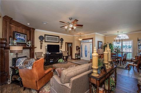 404 Chad Dr, Tuttle, OK 73089 photo 13