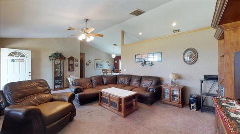 982 Garden Rd, Tuttle, OK 73089 photo 6
