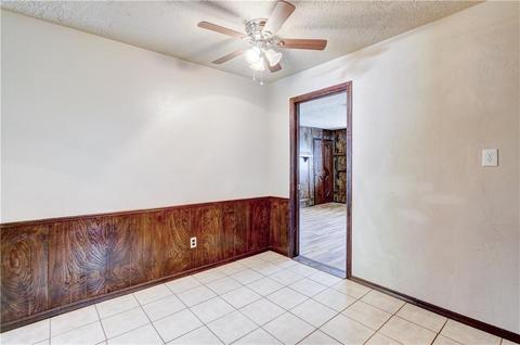 Undisclosed, Norman, OK 73071 photo 13