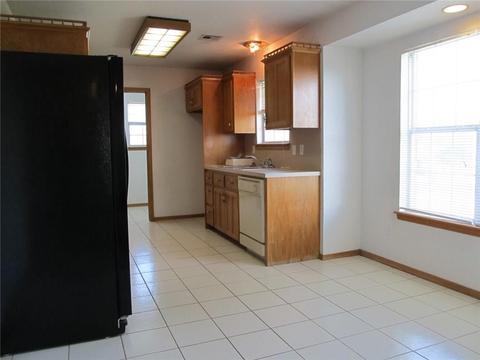 3726 E Robinson St, Norman, OK 73026 photo 10