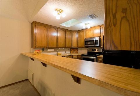 2128 Lakecrest, Moore, OK 73170 photo 6