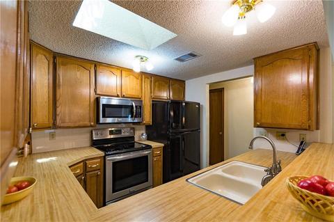 2128 Lakecrest, Moore, OK 73170 photo 8