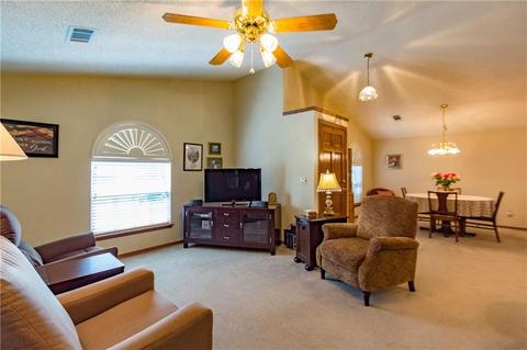 2128 Lakecrest, Moore, OK 73170 photo 18