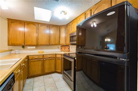 2128 Lakecrest, Moore, OK 73170 photo 13