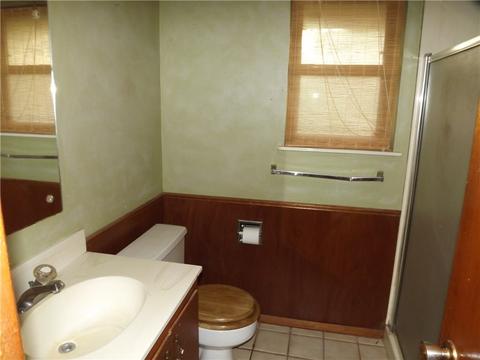 122 W Eakly Main, Hydro, OK 73048 photo 16
