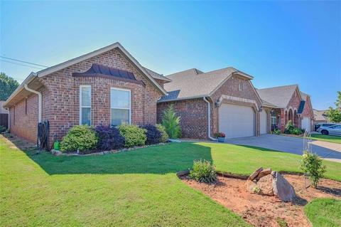 1608 Dorothy, Moore, OK 73170 photo 2