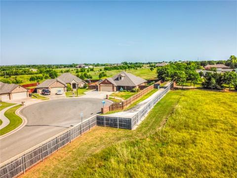 3437 Windmill Rd, Moore, OK 73165 photo 3