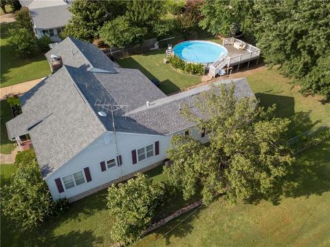 1416 Barta, Prague, OK 74864 photo 4