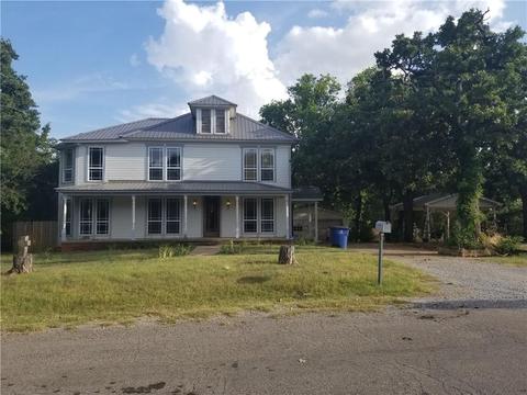 610 Church, Comanche, OK 73529 photo 1