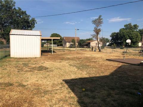 419 S 3rd, Sentinel, OK 73664 photo 5